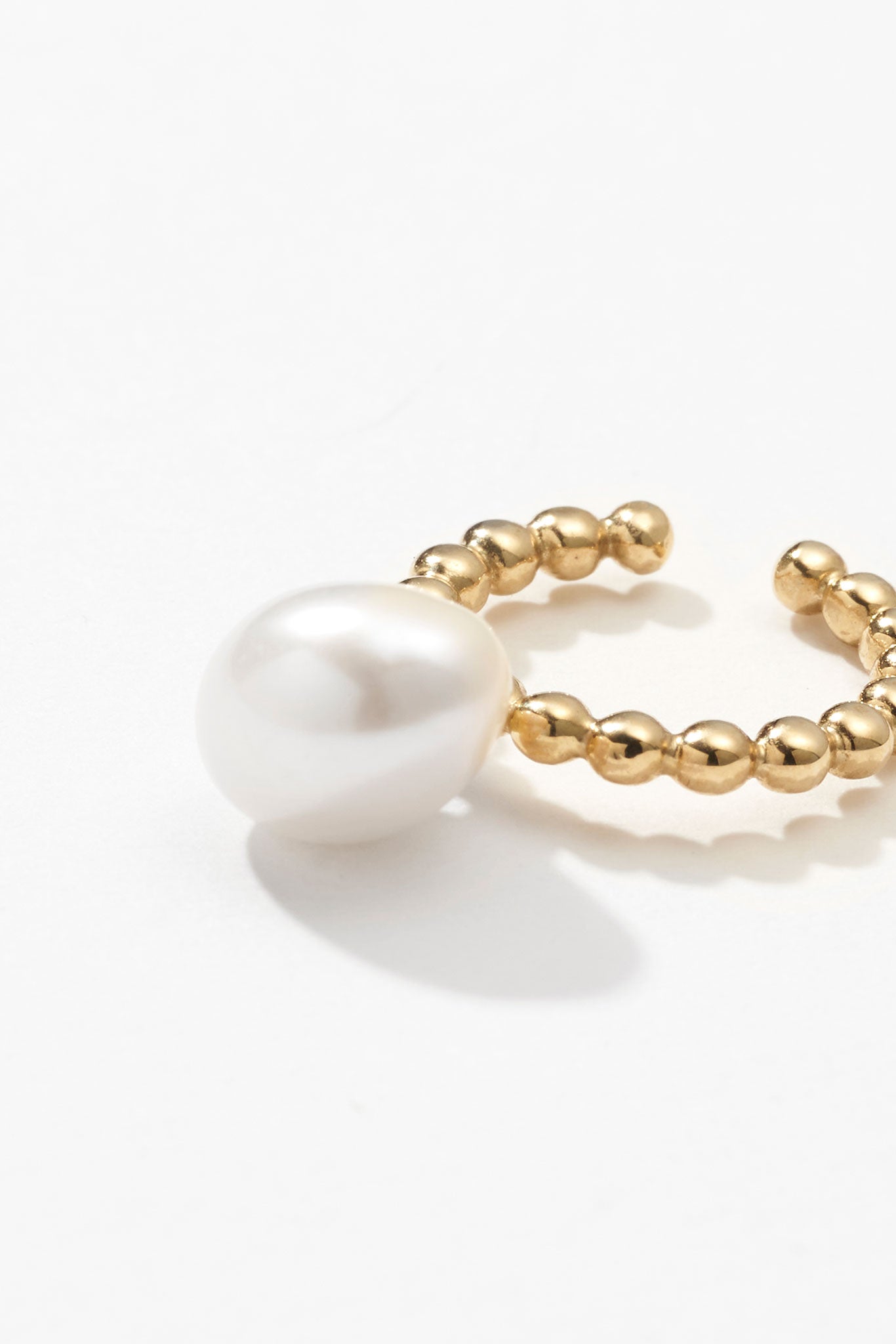 Lumpy Pearl Ear Cuff