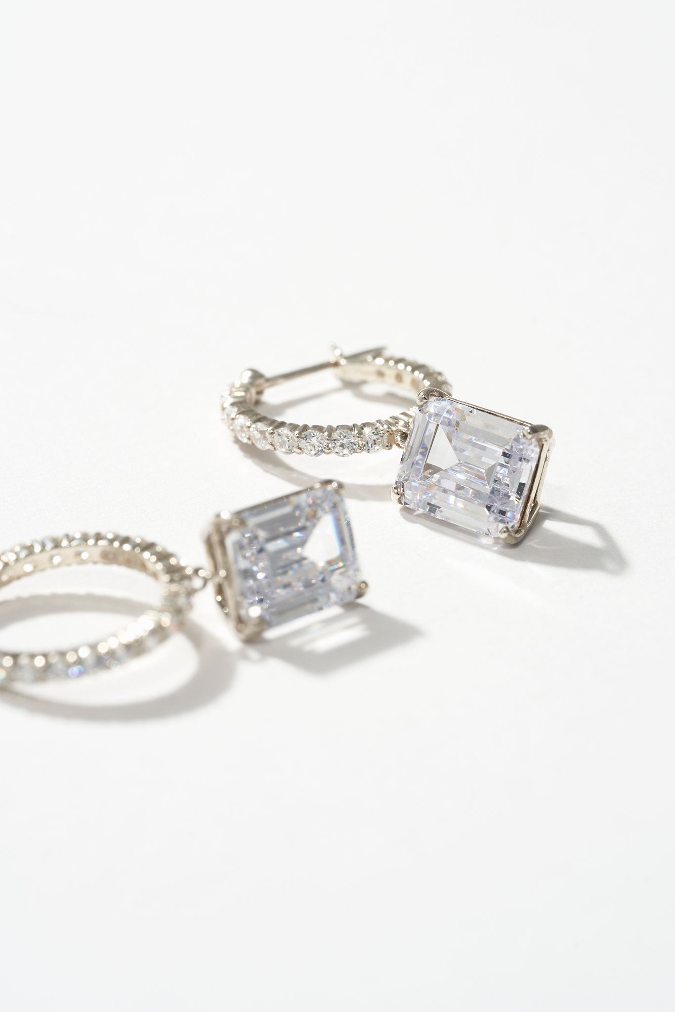 Luxury Hoop Pierce (Square)