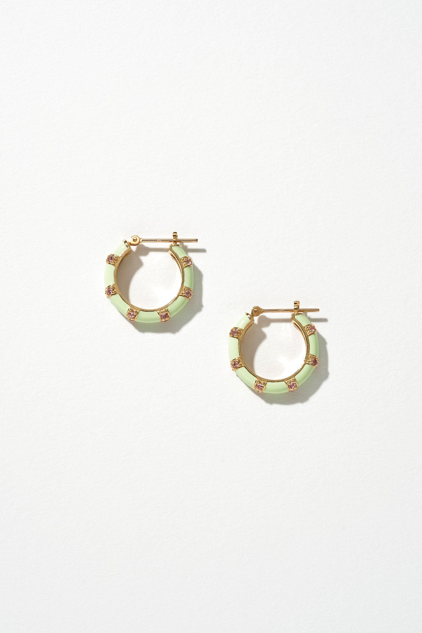 FAV Bamboo Hoop Pierce (Pistachio)